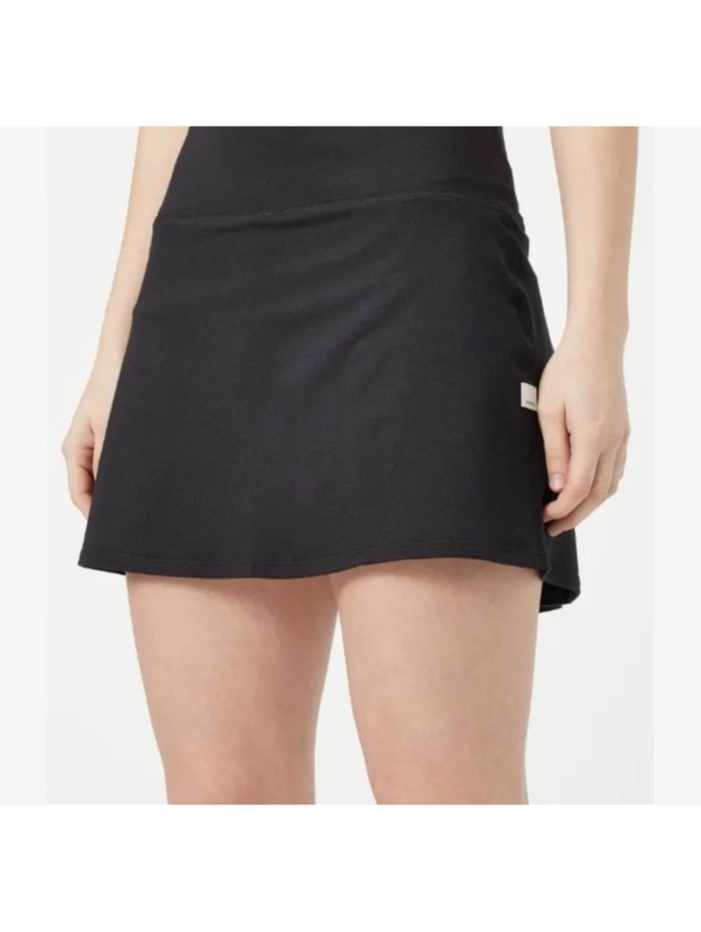 vuori women’s halo performance skort athletic skirt M
